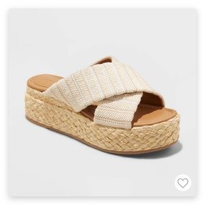 NWT Target platform sandals womens (Desi wedge sandals)